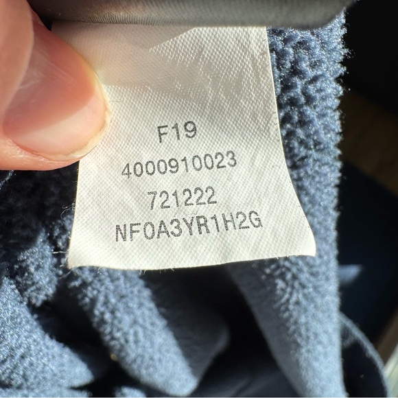 The North Face Men’s Size Large Navy Quarter Zip Pullover Sweatshirt Black Logo - Picture 7 of 14